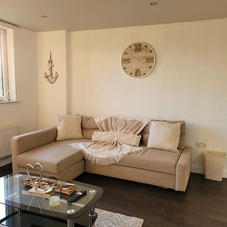 Amazing London 1 Bedroom Flat In Astral House As18 Norbury  Exterior foto